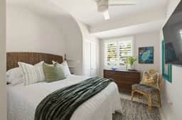 The Coastal Casa | Spa, Hoops & Garden Oasis - Image 3