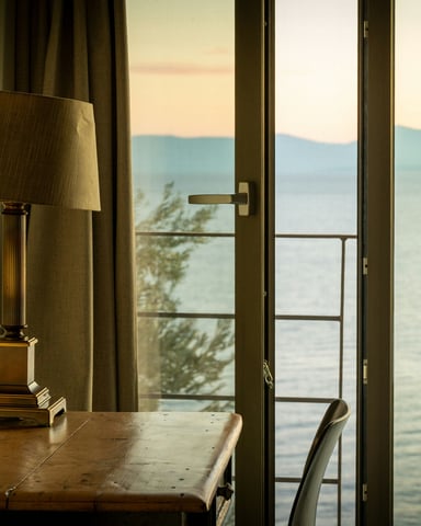 Guest checking into a luxury vacation rental with phone in hand